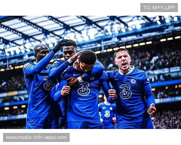 欧冠激战再升温：帕福斯1-0比利亚雷亚卢，卡森头球制胜的精彩瞬间