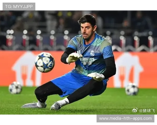 库尔图瓦长传找前场，皇马单刀机会出现，库尔图瓦进球过吗